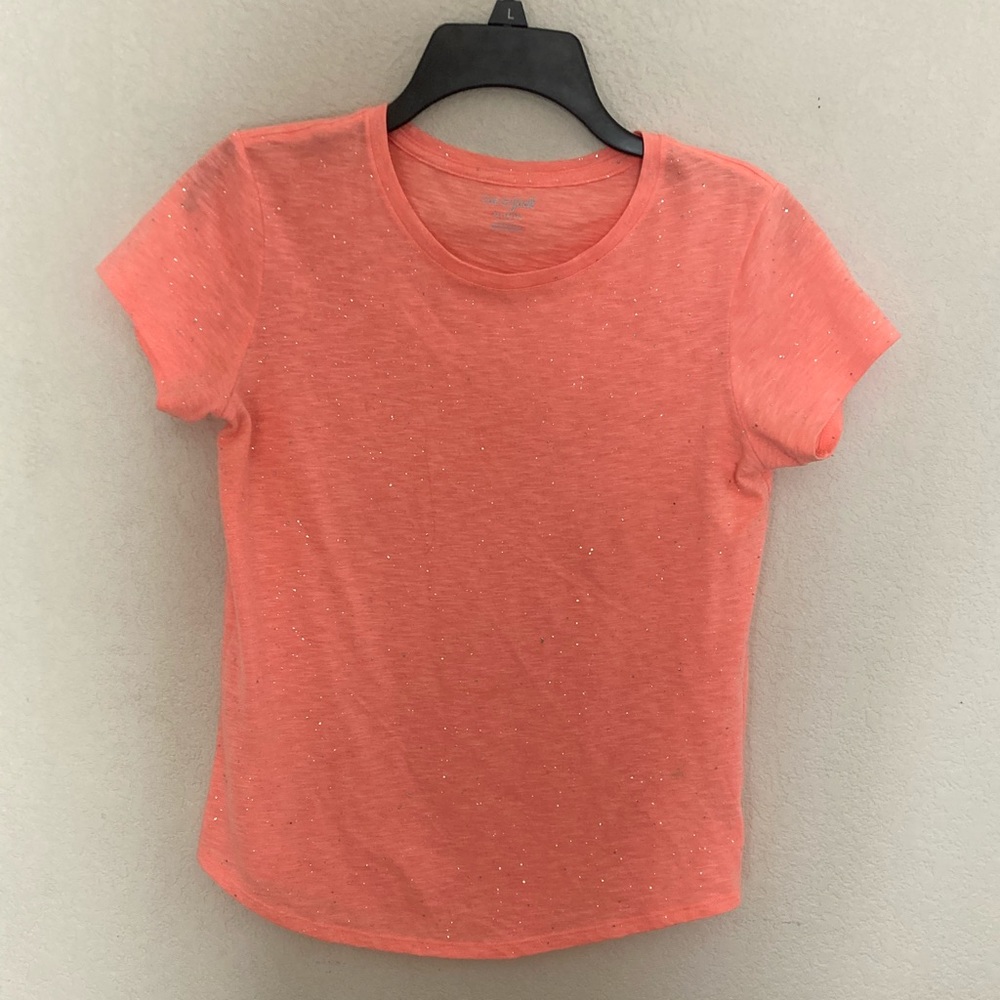 Cat and Jack girls shimmery tee